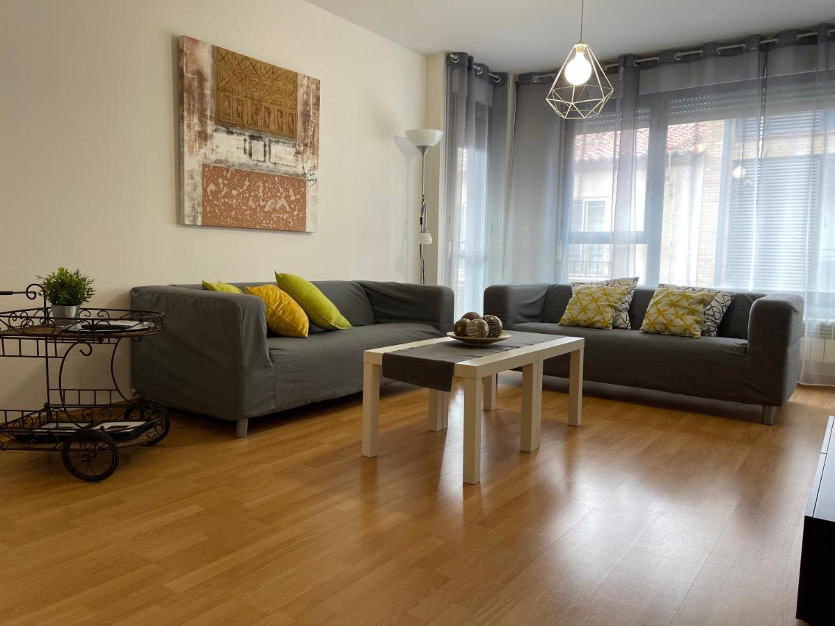 Apartamentos Ribera Navarra - Bardenas カステホン エクステリア 写真